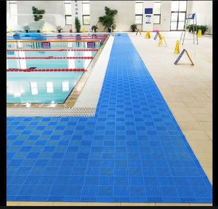 https://www.pvcfloortile.co.za/wp-content/uploads/2023/09/swimming-pool-mats-2.jpg